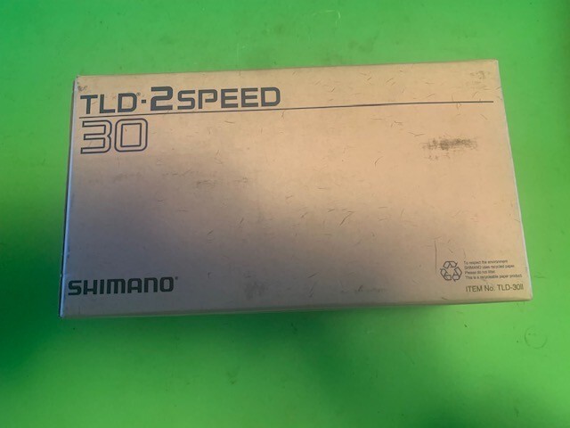 SHIMANO TLD30 2-SPEED FISHING REEL WITH BOX INSTRUCTION GUIDE SCHEMATIC & WRENCH