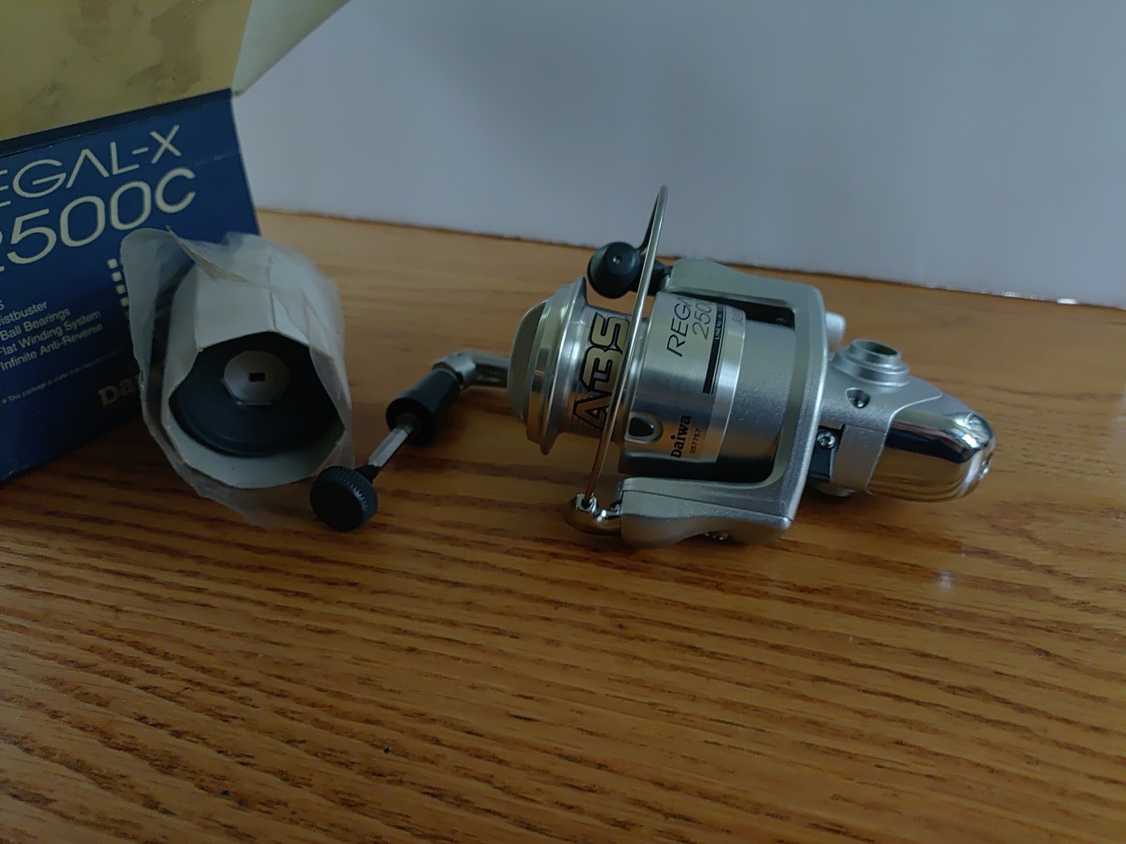 Daiwa Regal X2500C Fishing Reel Opened Box..New See Descriprion