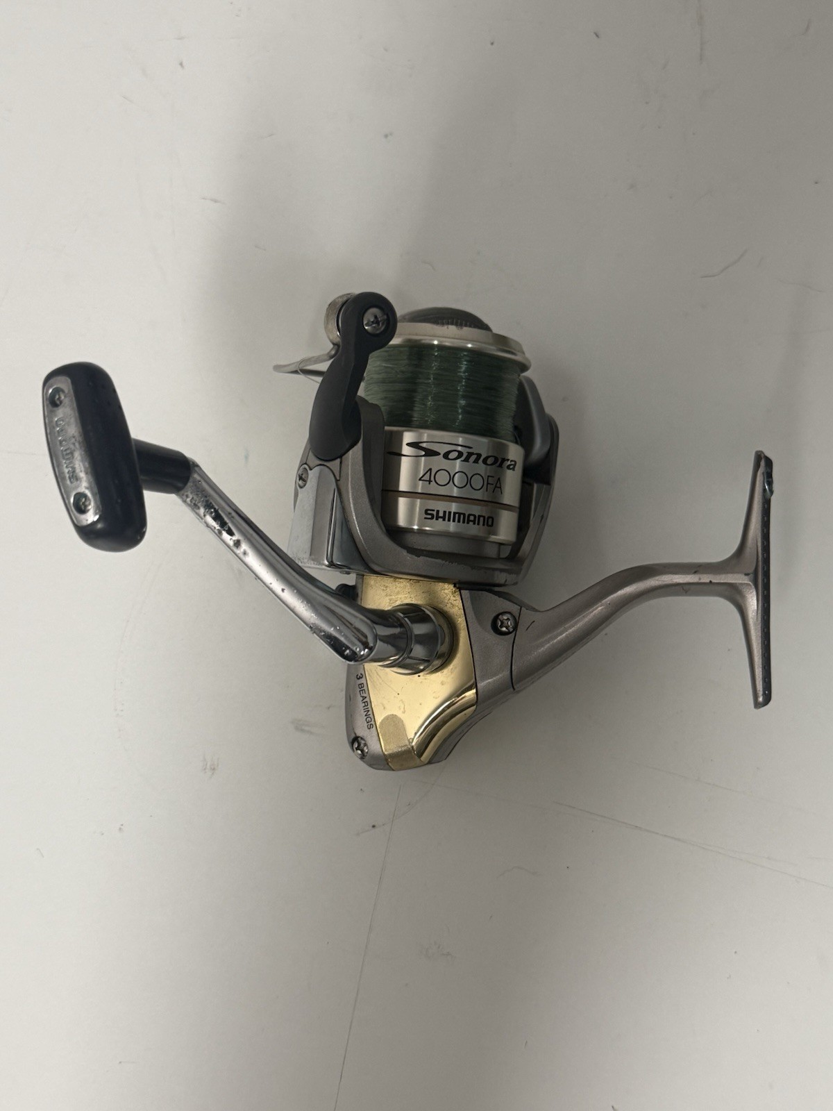 Shimano Sahara 4000FA spinning reel. Pre-owned. Made in Malaysia.