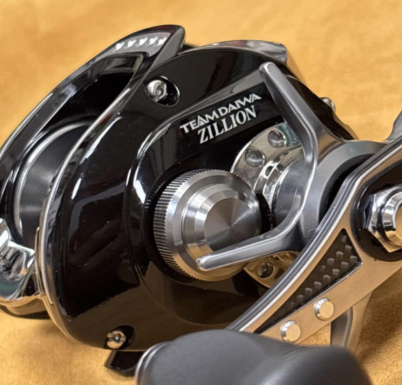 Daiwa TD Zillion 7.3 Limited Right-Handed Reel Made in Japan