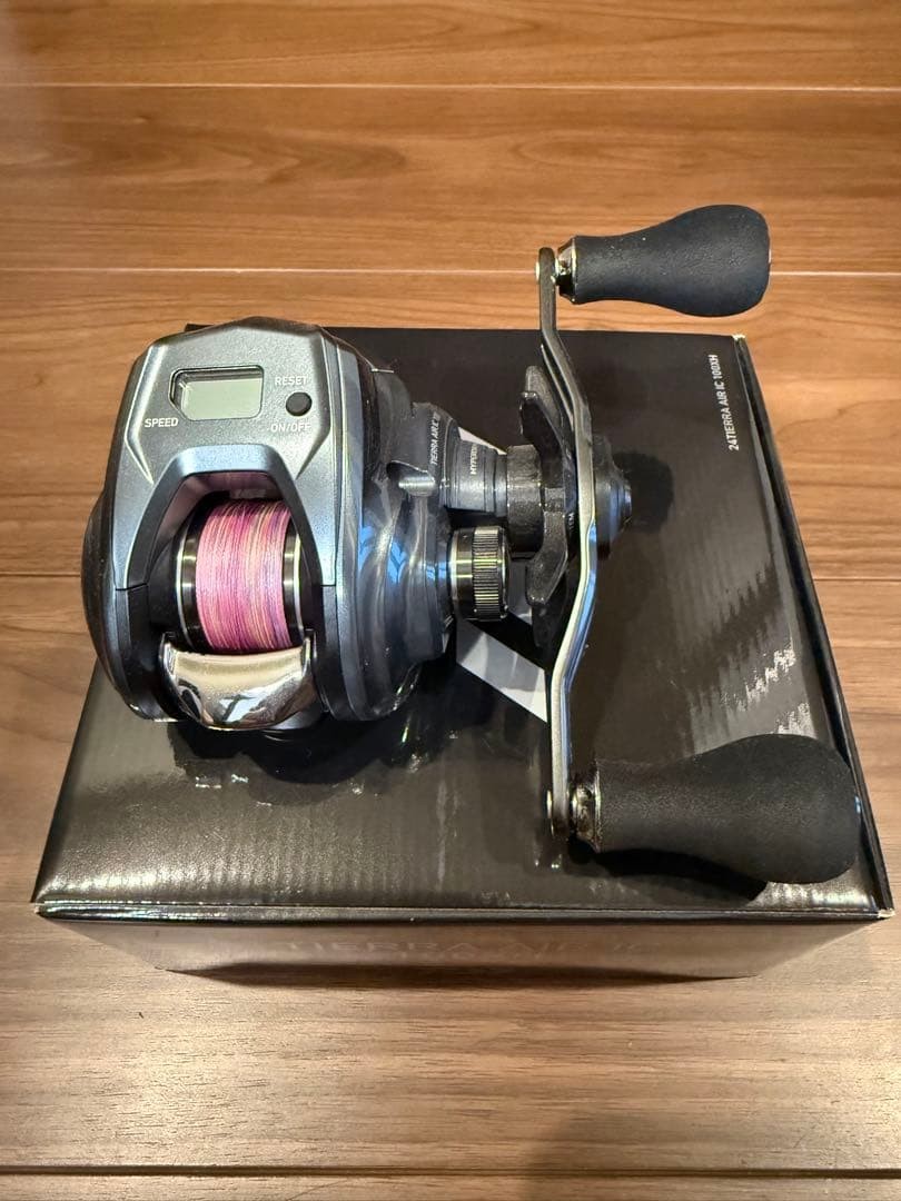 Super DAIWA 24TIERRA AIR IC 100XH