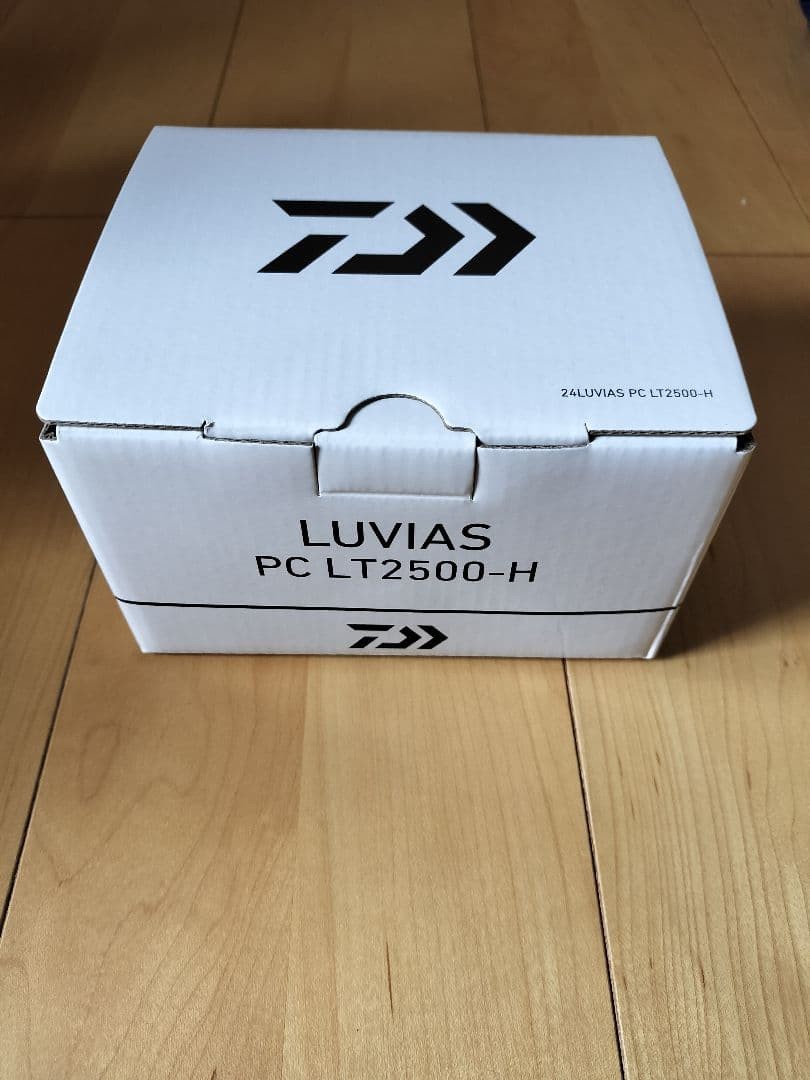 LUVIAS 24 PC LT2500-H Spinning Reel