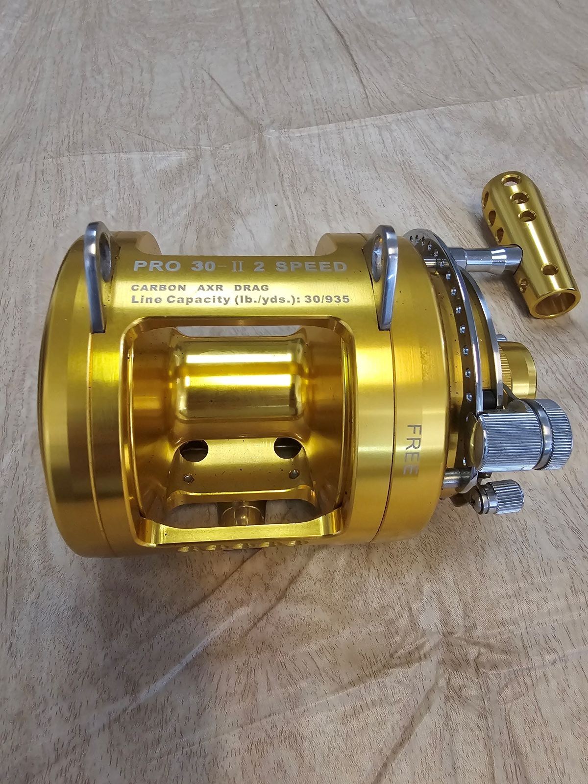 OKIAYA PRO-NATIONAL 30W-II 2 with AXR Drag 2 Speeds Big Game Reel