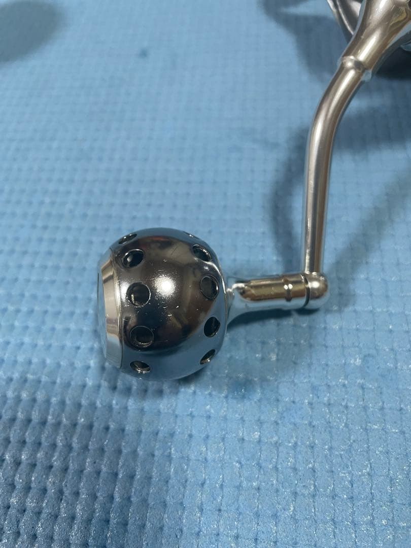 Daiwa 11 Freems 3520PE-SH Spool with Spare 4000 Spool Used