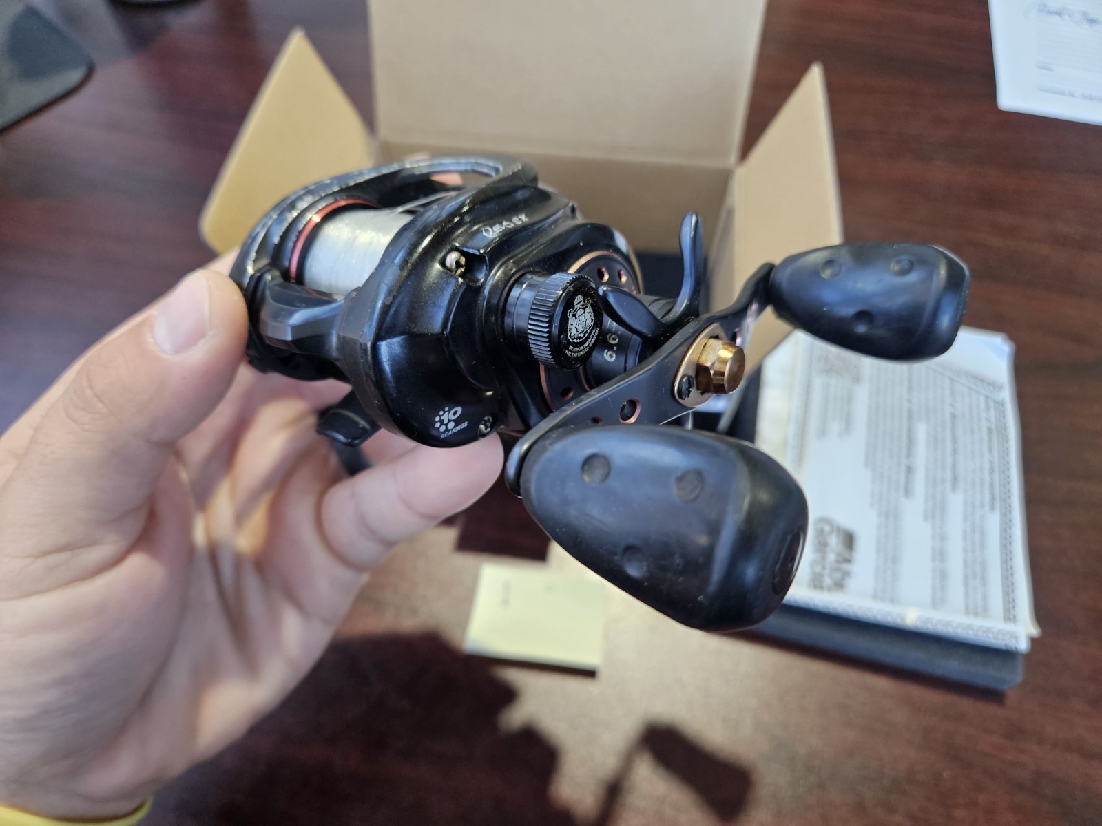Abu Garcia Ambassadeur Revo 4 SX Baitcasting Reel R/H 10BB 6.6:1 Black in Box