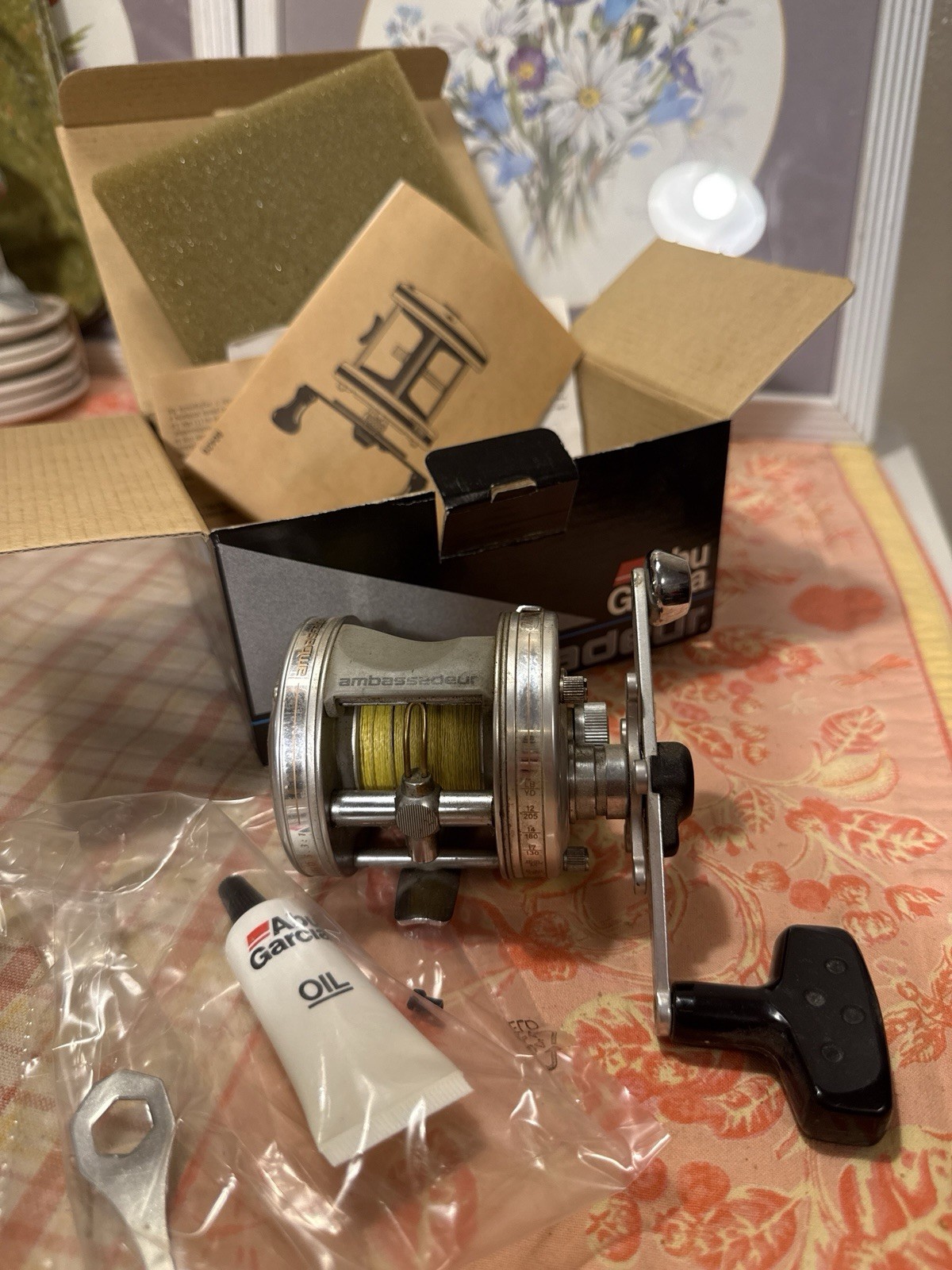 Abu Garcia Ambassadeur 5501 C3 Baitcast Reel 5.3:1 3BB 15lb Silver Box