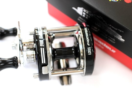 Abu Garcia Ambassadeur 5501 Striper Baitcasting Reel Black, Classic Fishing Gear