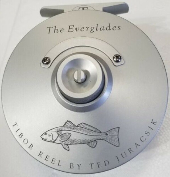 TIBOR EVERGLADES IN FROST SILVER WITH REDFISH ENGRAVING #7-9 WT FLY REEL