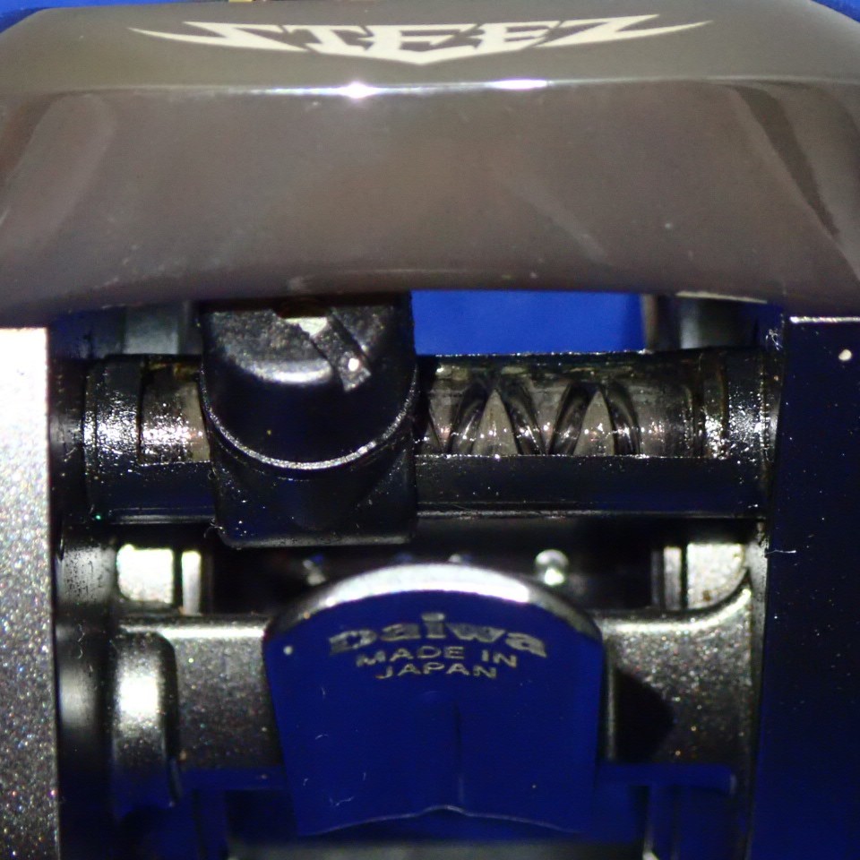 DAIWA Baitcasting Reel STEEZ 100H Right Handle 6.3:1 JDM Fishing Made in Japan