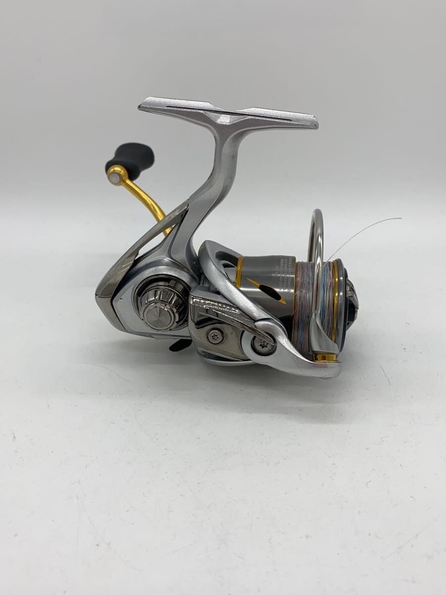 Daiwa FCLT2000S Reel, Fishing Gear, Small Scratch, 6in x 11in x 10in