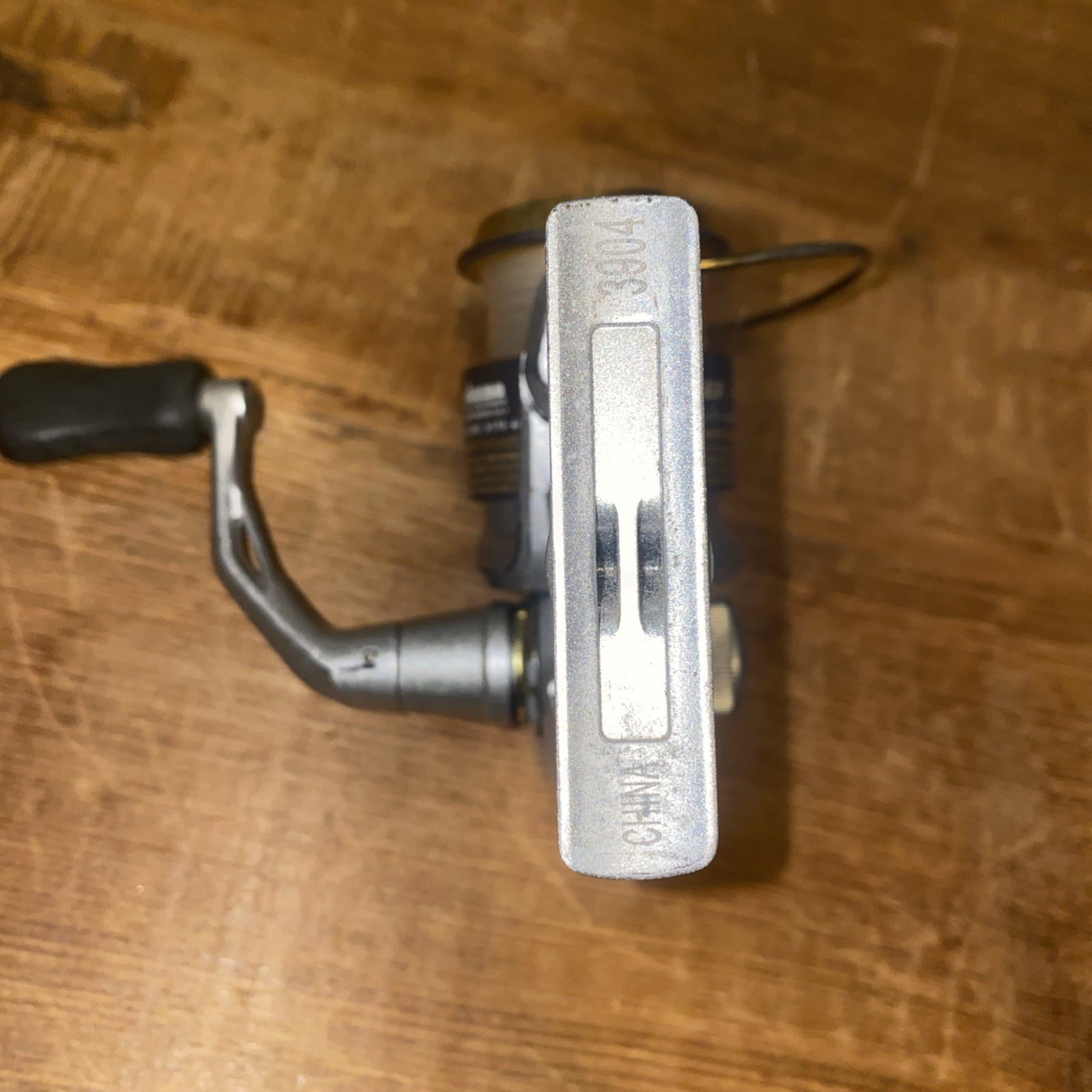 Okuma Avenger AV25b Spinning fishing reel 5.0:1 ratio Free Ship Lower 48 U.S.A.