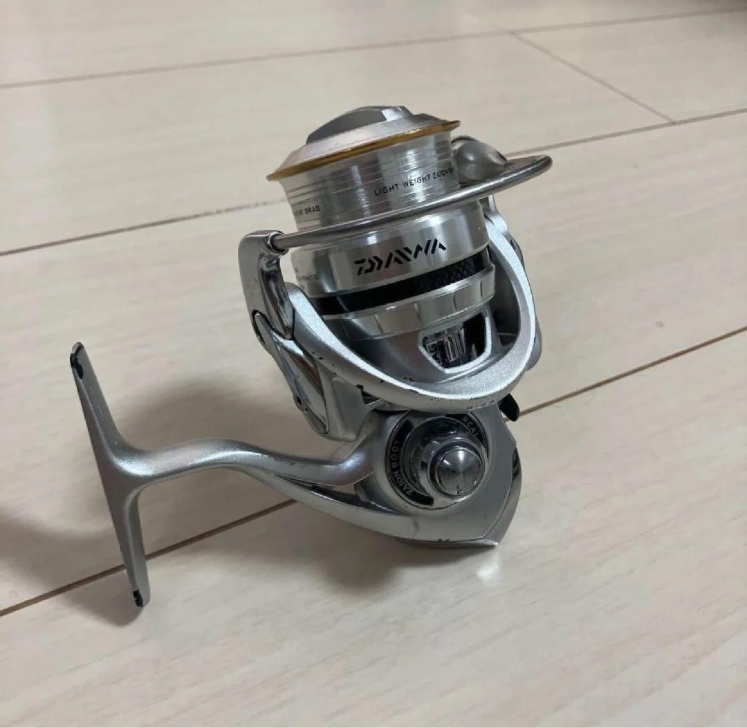 Daiwa Caldia 11 2506 Spinning Reel Used No Handle Small Scratches