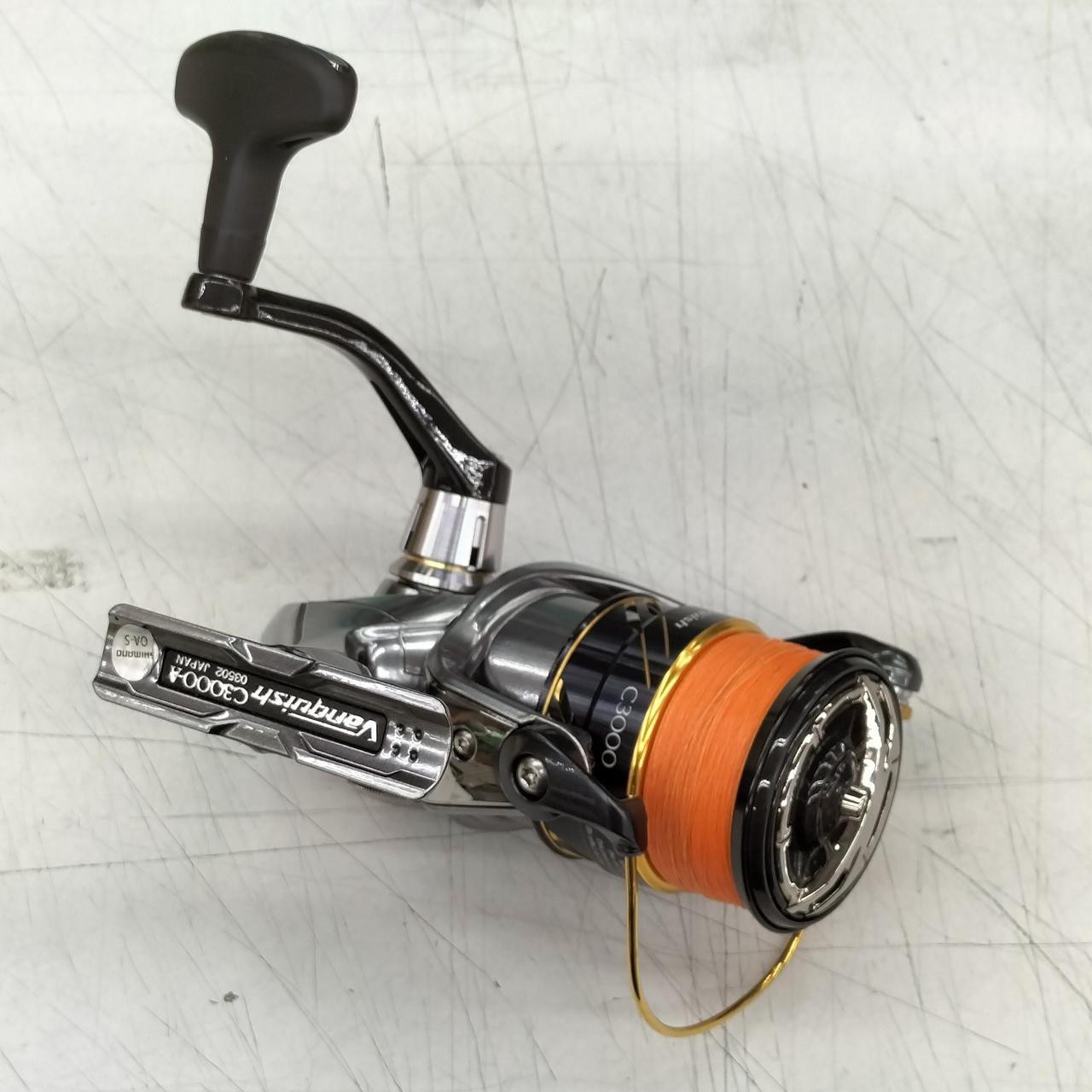 Shimano Vanquish C3000A Spinning Reel Lightweight High Performance New