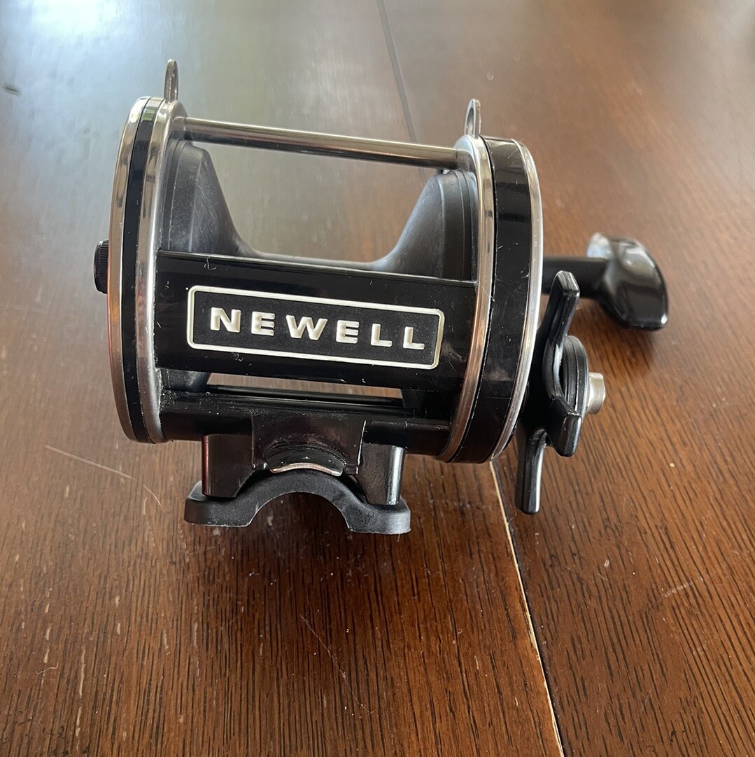 #3 Newell S540-3.2 Conventional Saltwater Fishing Reel Black VINTAGE W/ROD CLAMP