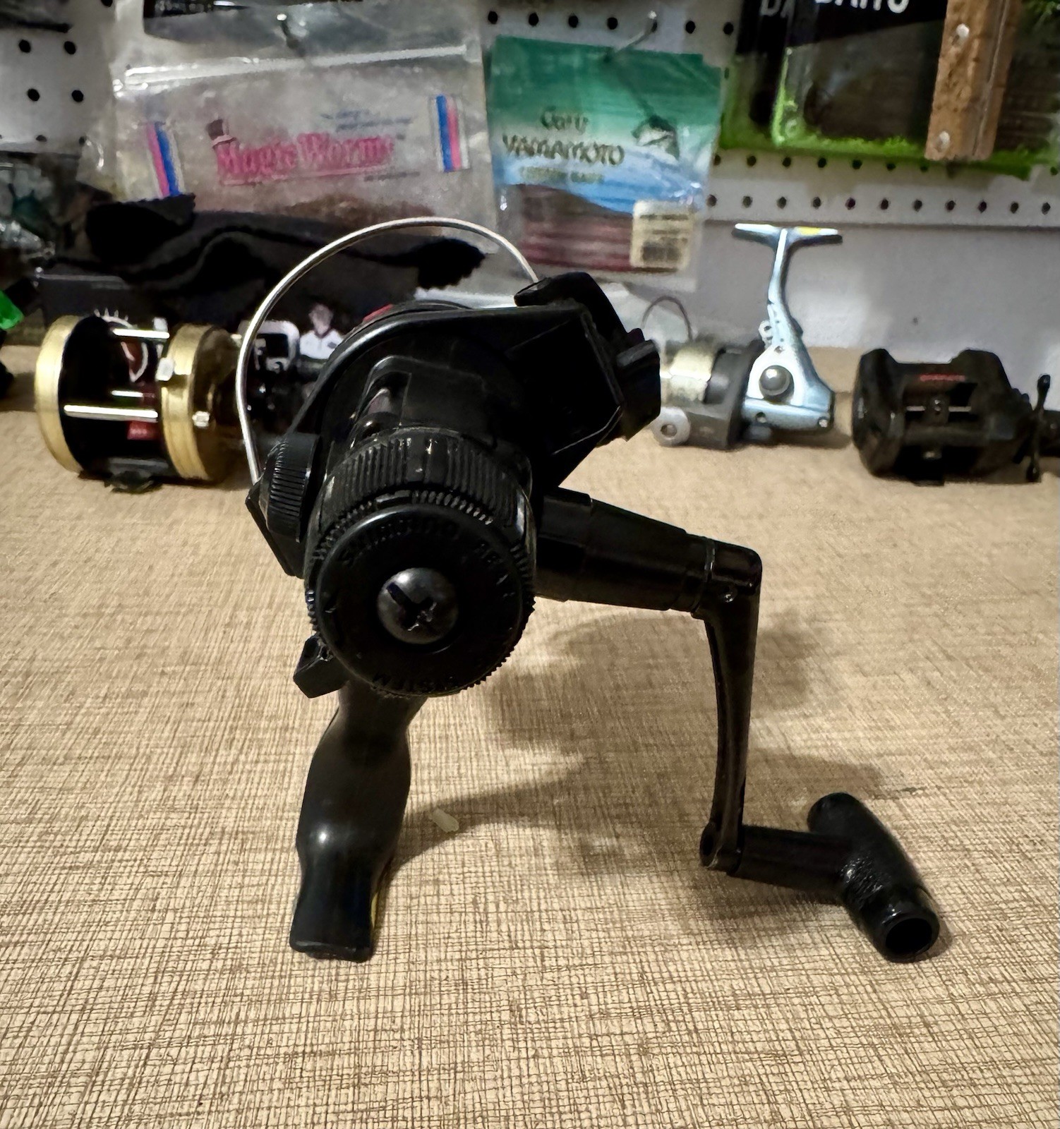 Shimano FX200 Quickfire II Spinning reel. #342