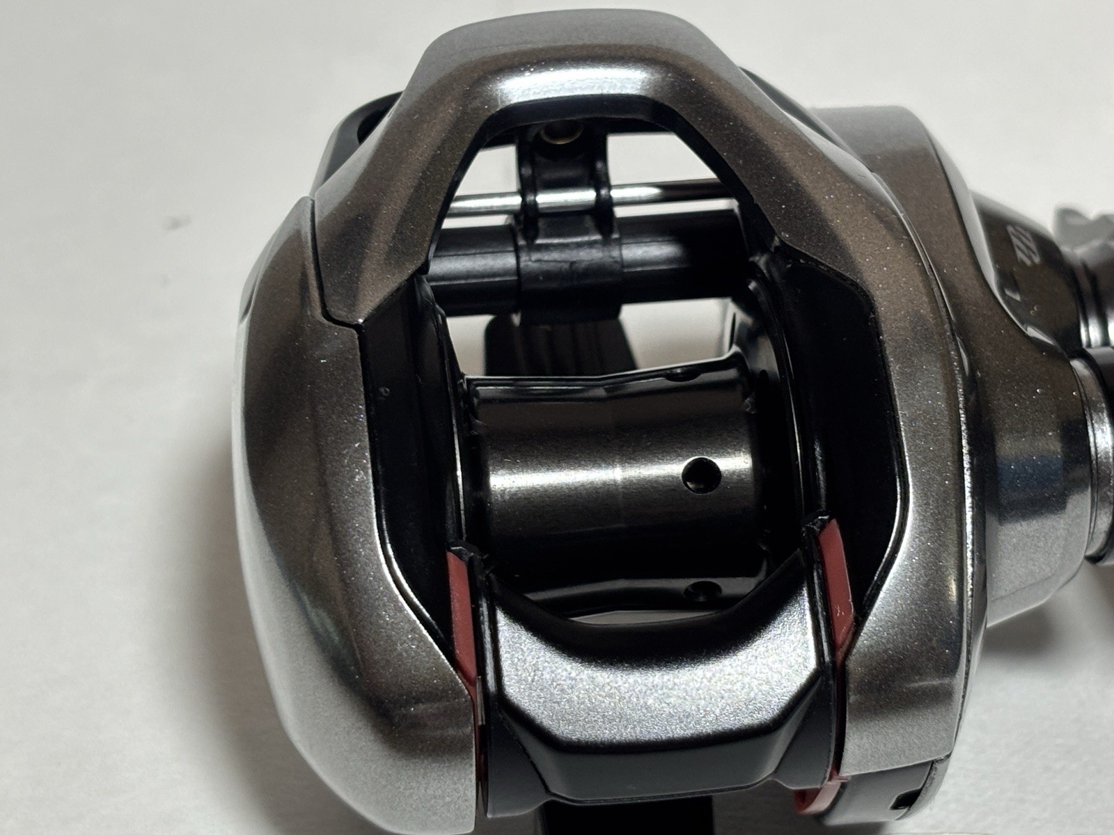 Shimano 21 Scorpion DC 150HG Gear 7.4 Baitcast Reel Right Handle Overhauled