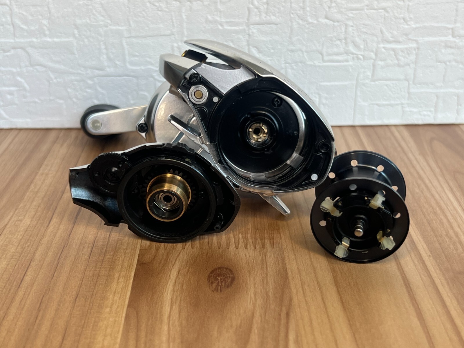 Shimano 16 Metanium MGL XG Right Baitcasting Reel 8.5:1 Very Good From Japan