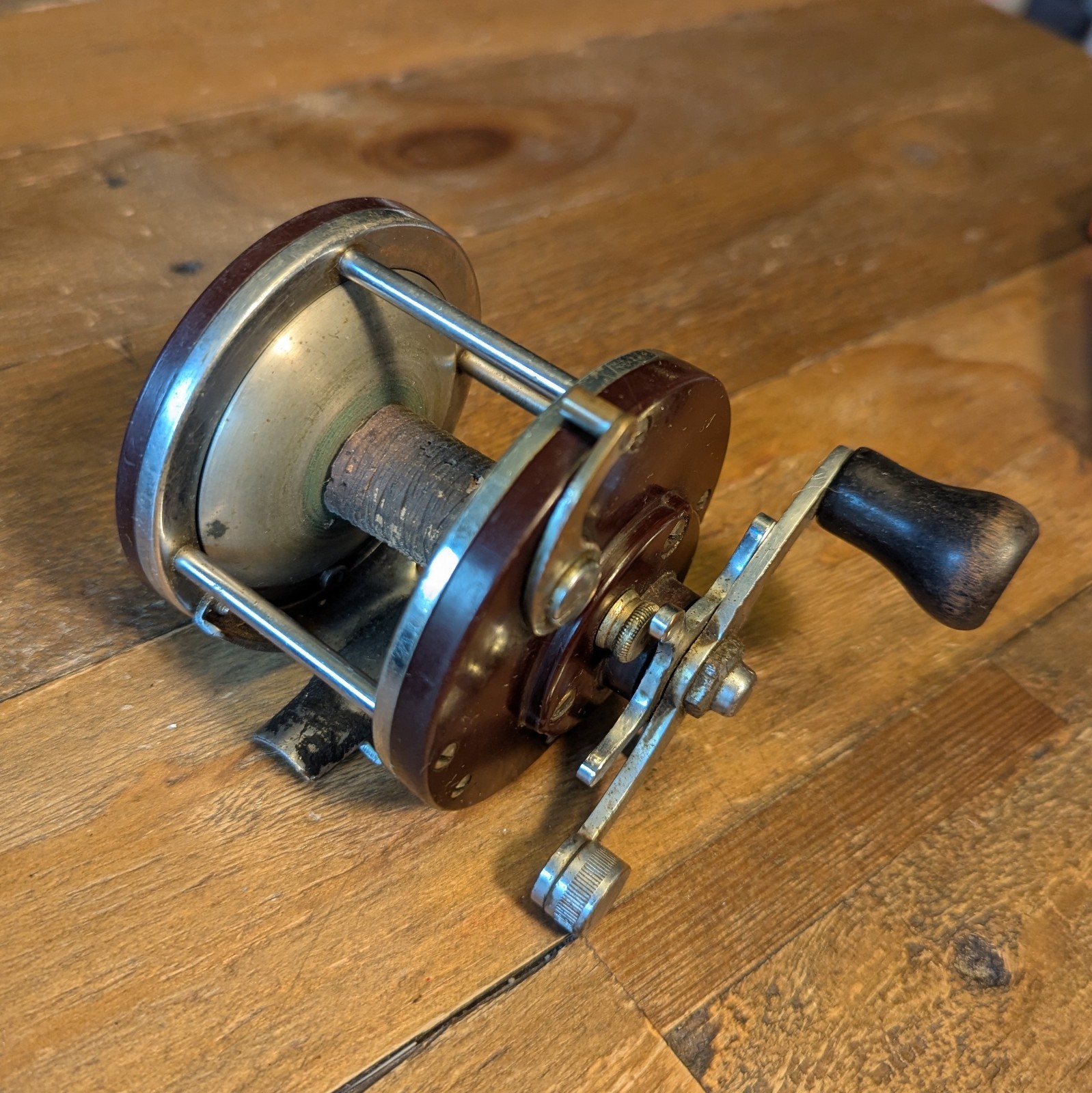 Lot Of 7 Vintage Fishing Reels 5 Penn 1 Alpha 1 Bay – For Parts Or Repair