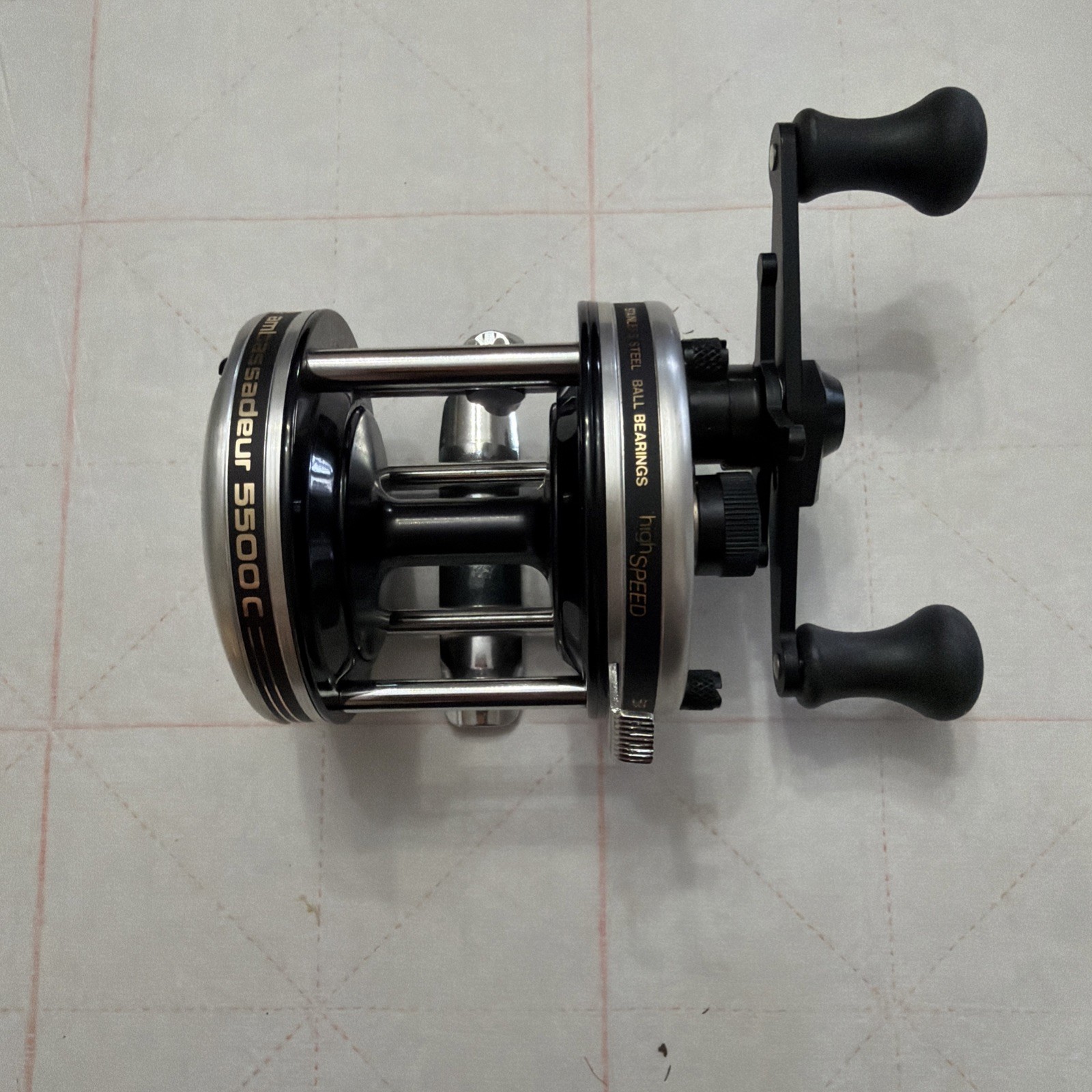 Abu Garcia Ambassadeur 5500c Classic Formation Bait Casting Reel ￼￼￼