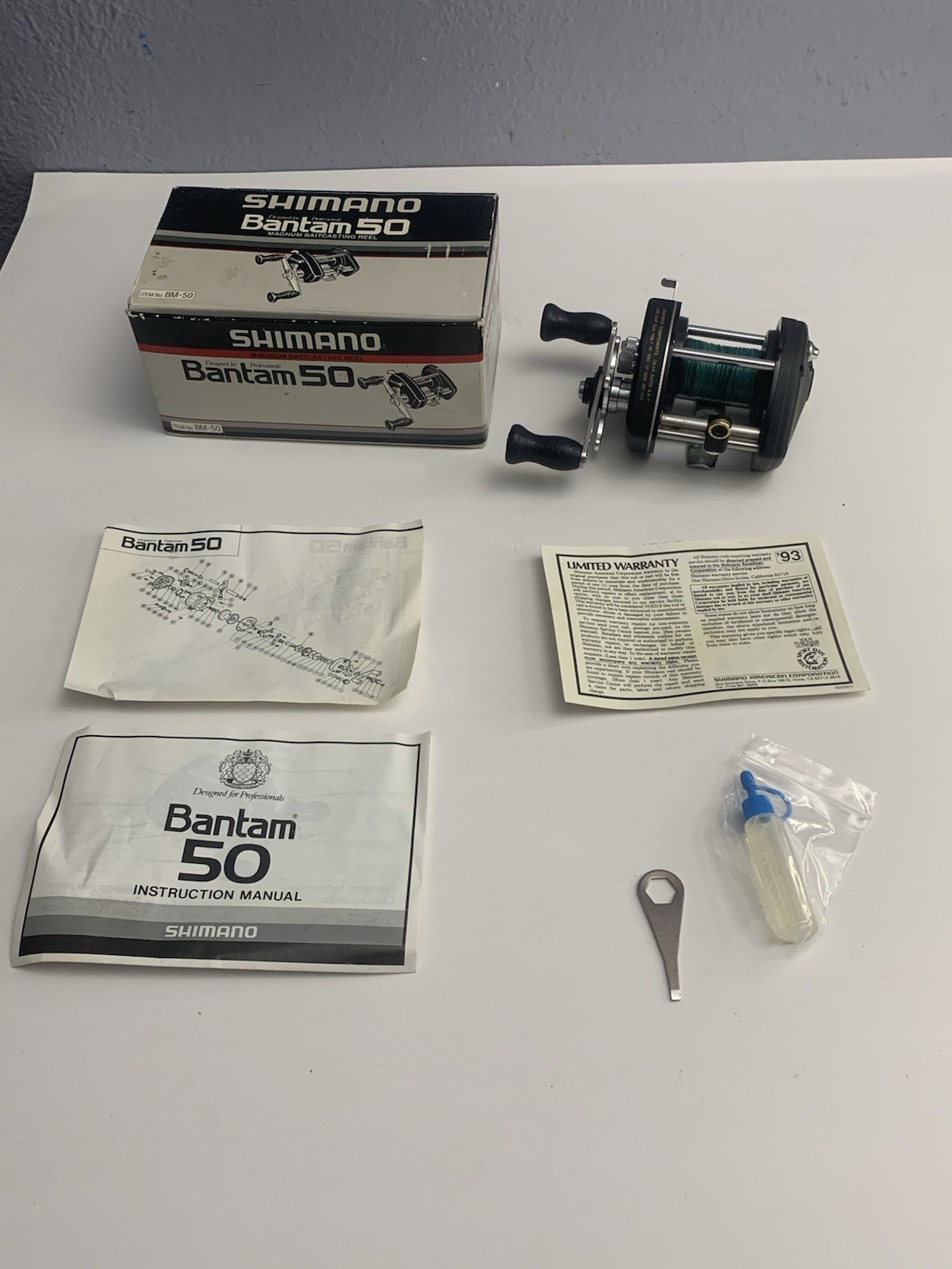 Vtg Shimano Magnum Baitcasting Fishing Reel Bantam 50 BM-50 with Box & Manuals