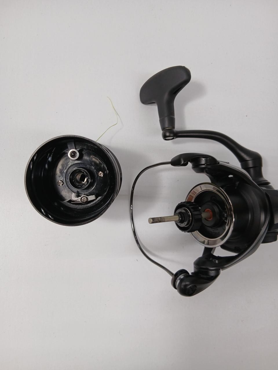 SHIMANO 23 EXSENCE XR C3000MHG SPINNING REEL 521801
