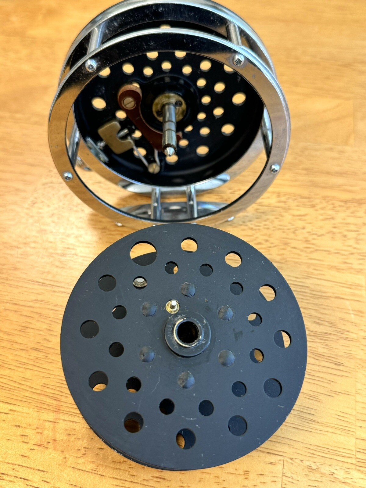 Dickson 399 Heavy Duty Fly Fishing Reel Made In Japan Nice One!
