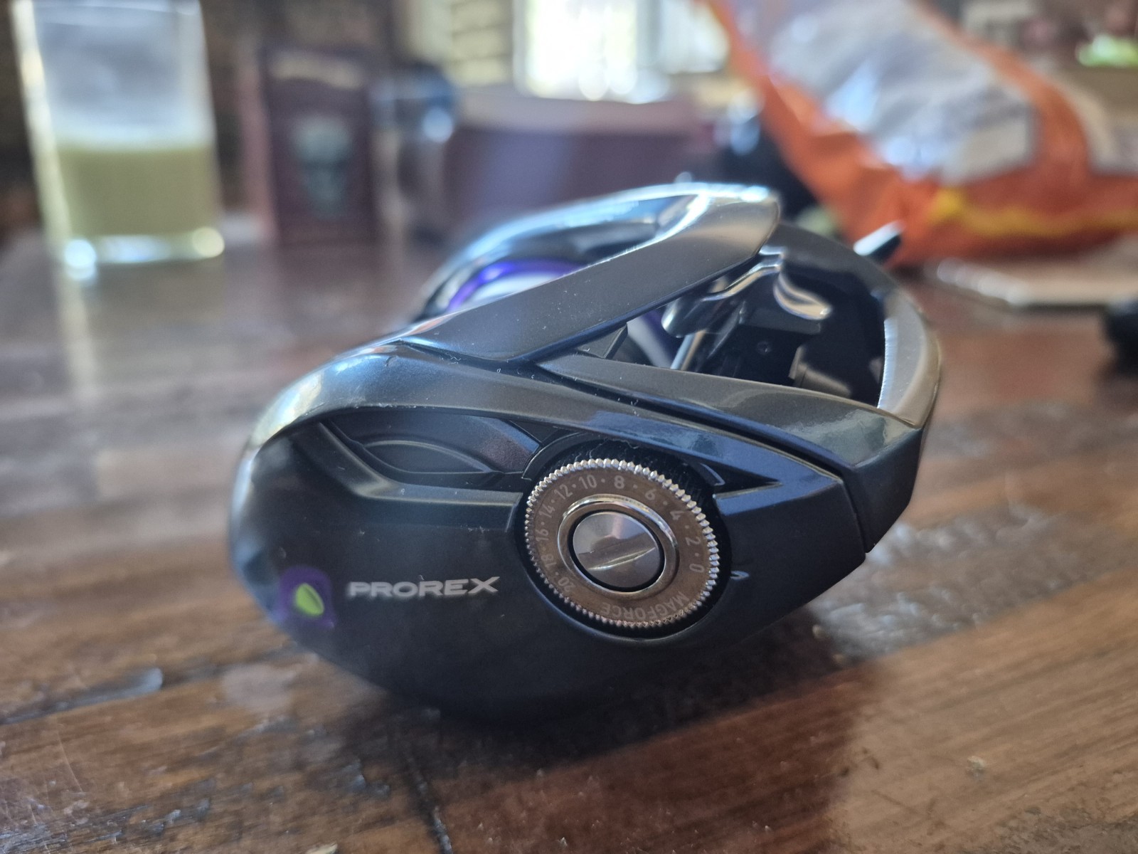 Daiwa Prorex TW Casting Reel 8.1:1 PRX400XH-P Left-Hand
