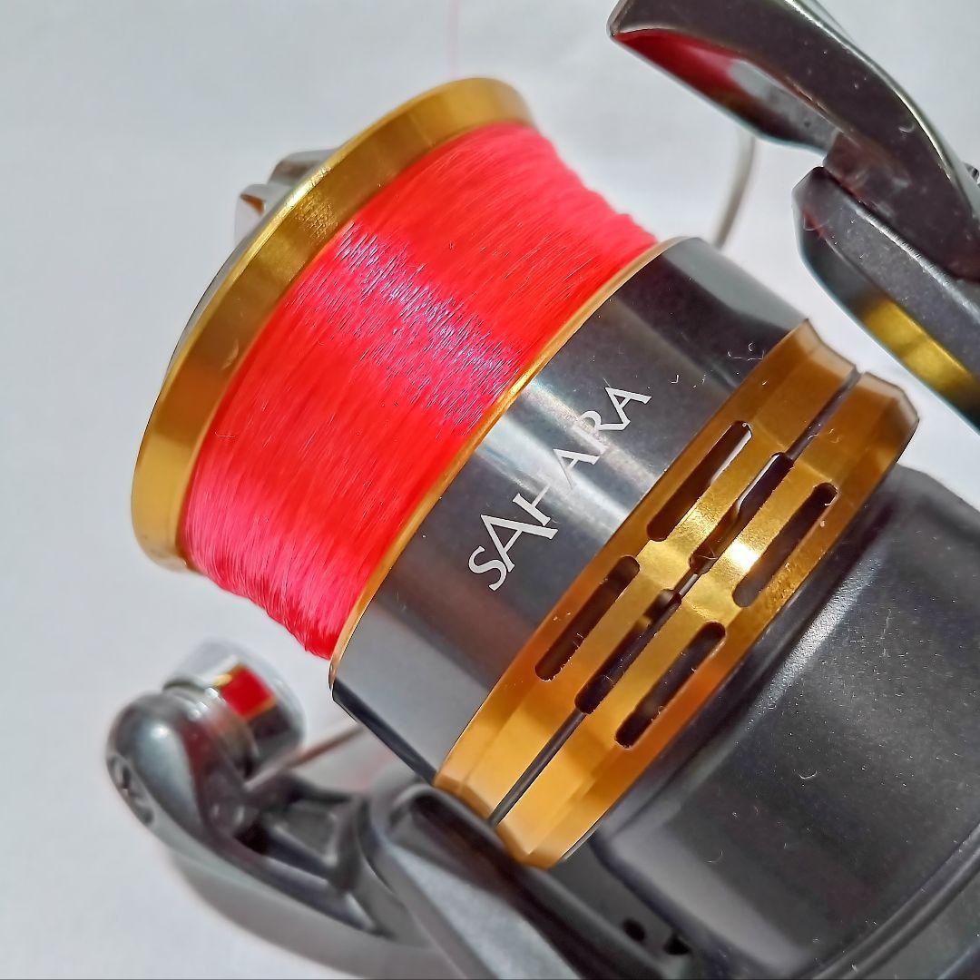Shimano Sahara 22 1000 Spinning Reel Line Included Good Condition