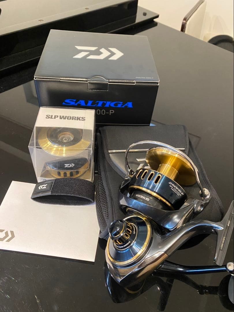 Daiwa 25 Saltiga 25000 P with Replacement Spool