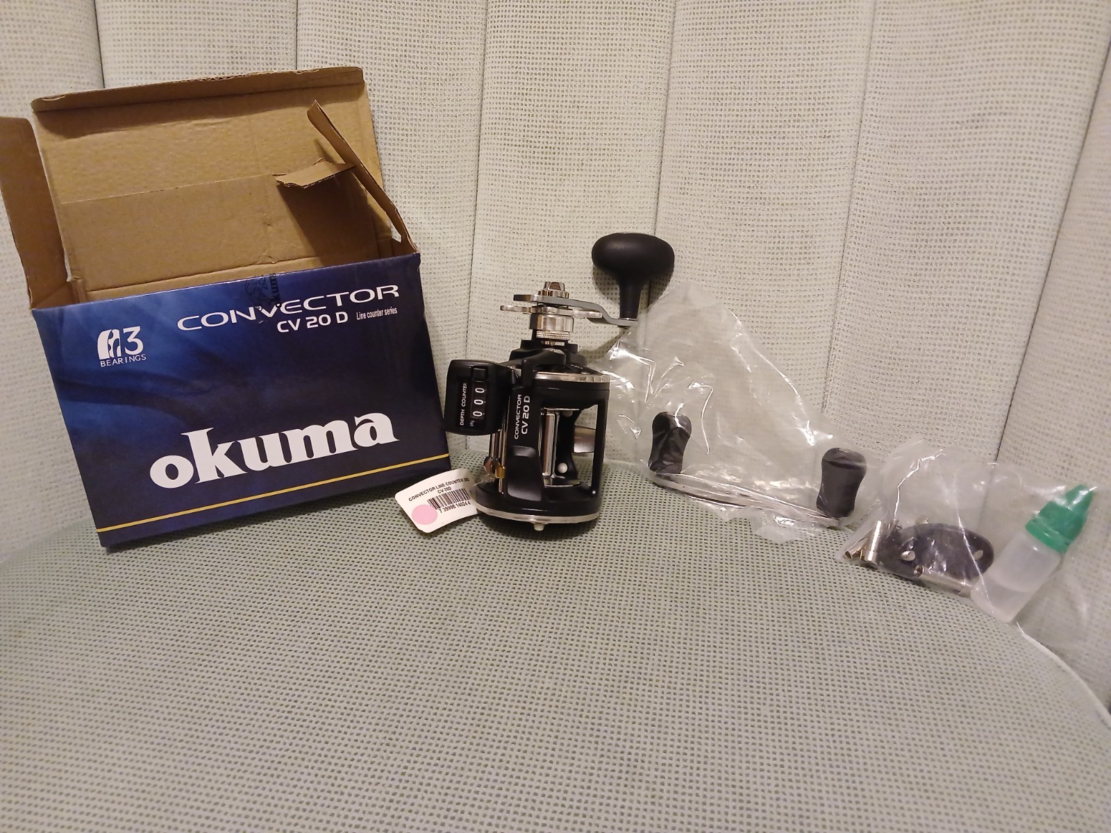 Okuma Convector CV-20D Line Counter Trolling Reel Star Drag Right-Hand