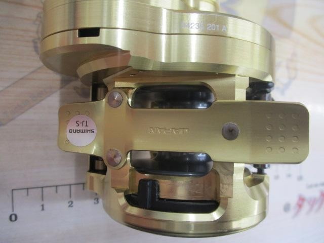 Shimano 21 22 Calcutta Conquest 201 Baitcast Reel Left Hand Used from Japan