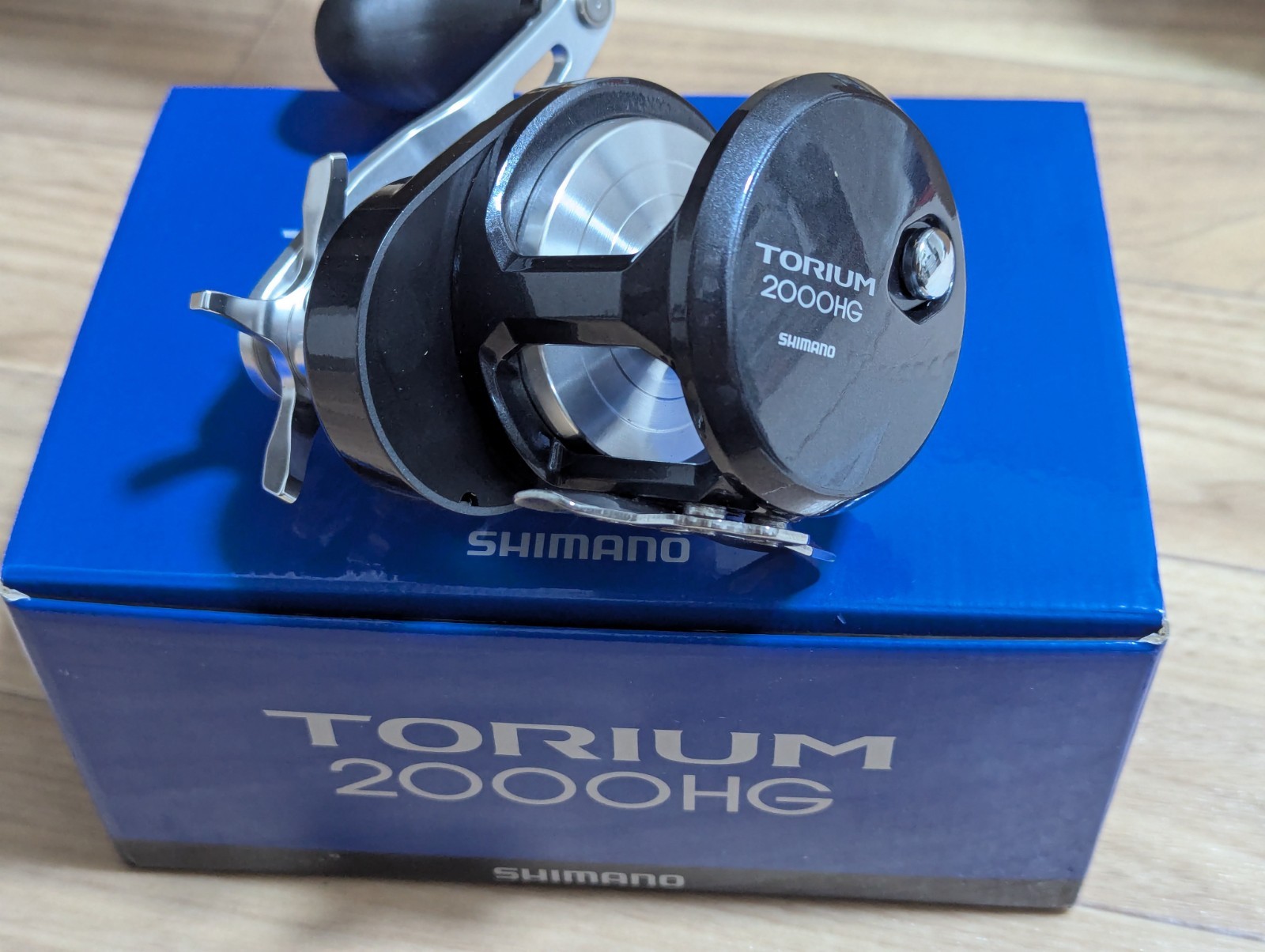 Shimano 20 Torium 2000HG Baitcasting Reel 6:2 Right Handed w/BOX New Japan