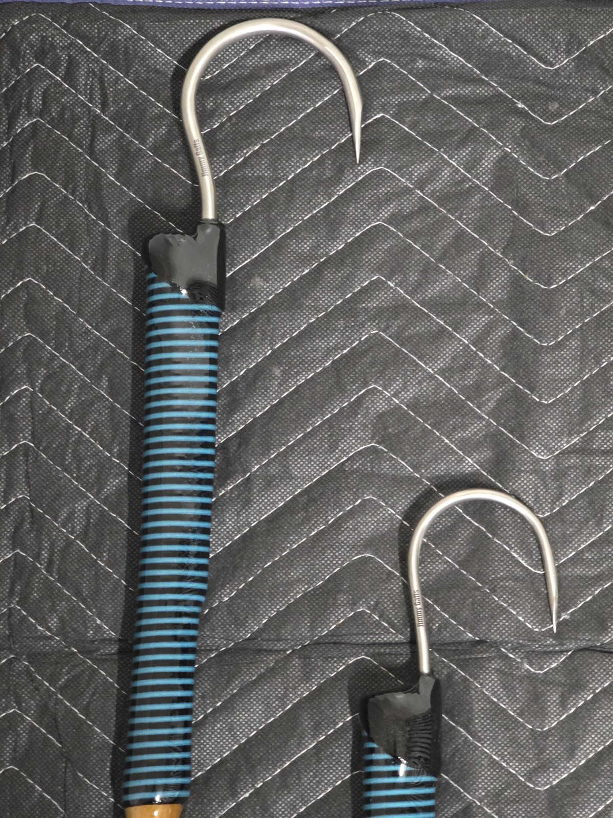 SET OF 2 CUSTOM FISHING GAFFS 7′ AND 6′ TITANIUM HOOKS