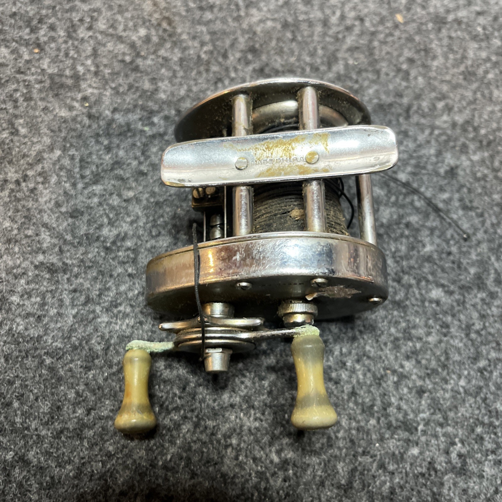 Vintage Fishing Reel Lot Zebco Shakespeare Sportfisher Spincast Baitcast