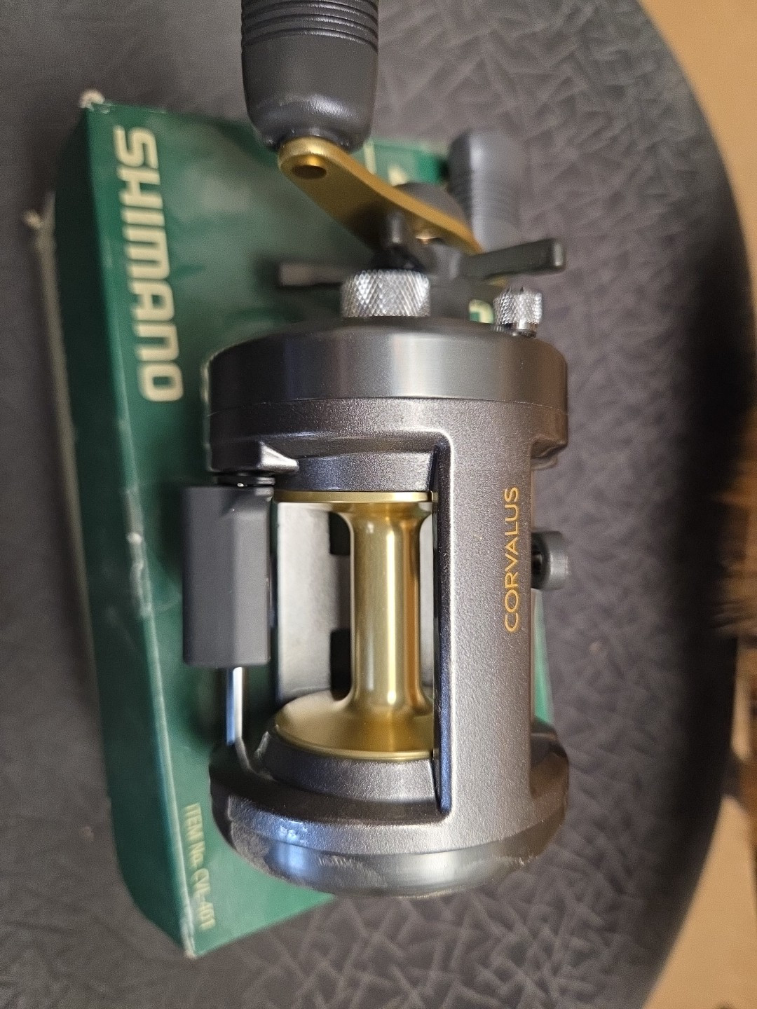 Shimano Corvalus 401 Baitcast Reel
