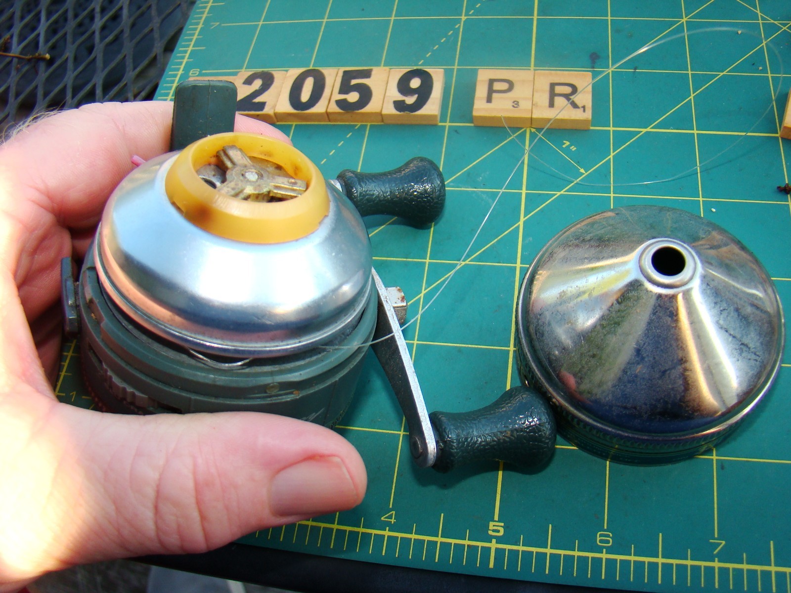 W2059 PR ZEBCO 33 LEGACY 33 L SPINCAST MADE IN USA FISHING REEL