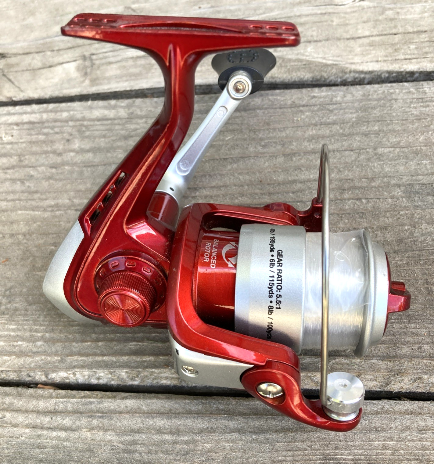 Fishing Reel Spinning RED Shakespeare CSPK20 Balanced Rotor Gear Ratio 5.5:1.