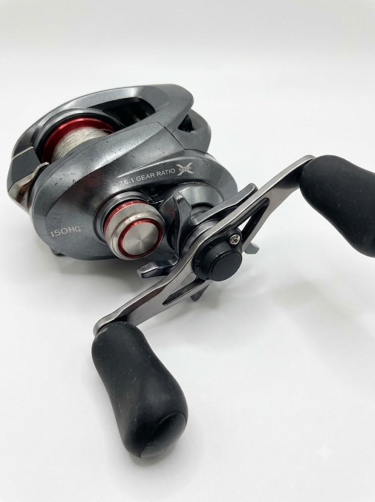 Shimano 17 Chronarch MGL 150HG Baitcast Fishing Reel Right From Japan