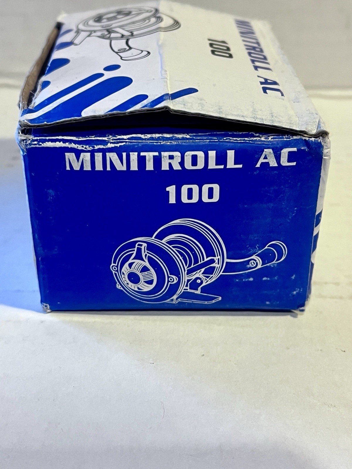 Minitroll AC, 100 Right Hand Ice Fishing Reel Drum Reel, Lightweight, 3:1 Gear