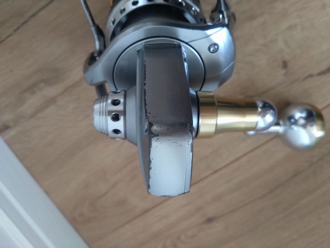 Daiwa Saltiga Z6000 Spinning Reel Saltwater Heavy Duty Used with Case Japan