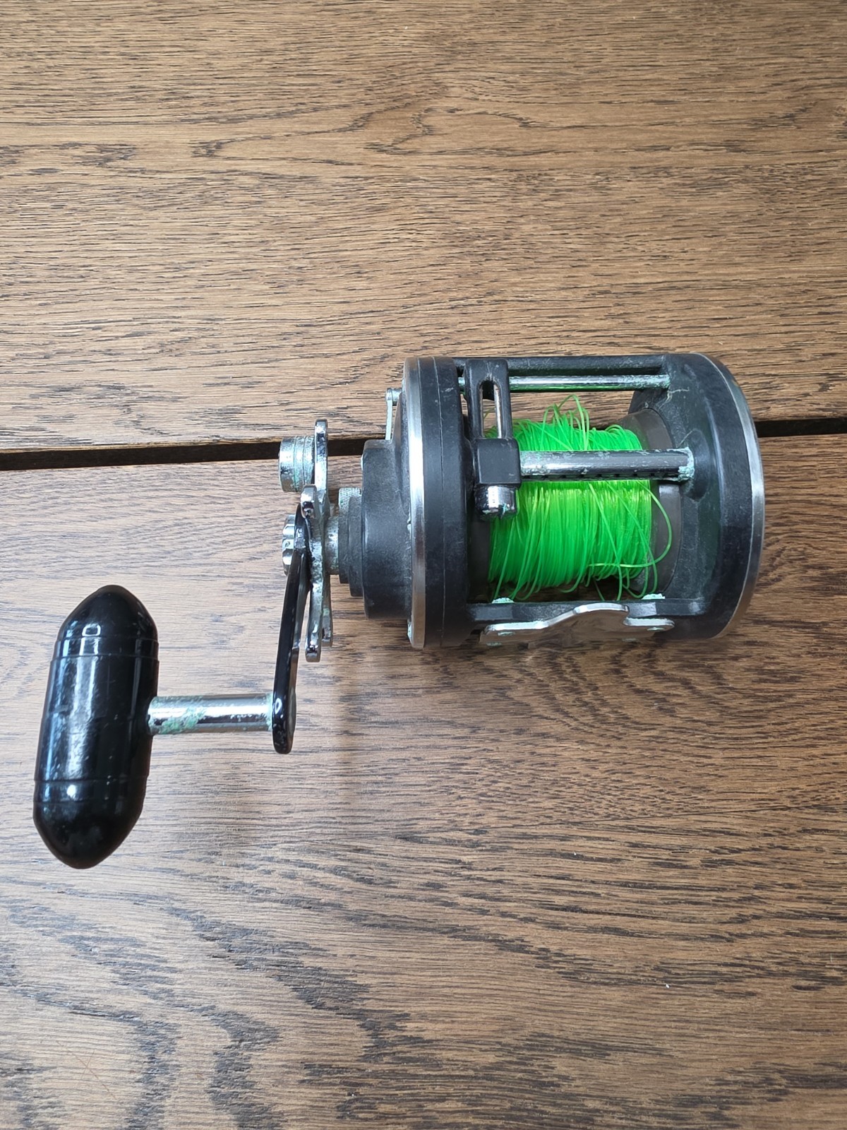 Penn 320 GTi Graphite Fishing Reel Vintage Made in U.S.A.