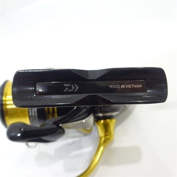 Daiwa 23 Legalis LT1000S Spinning Reel Air Drive JDM Used Good Condition Japan