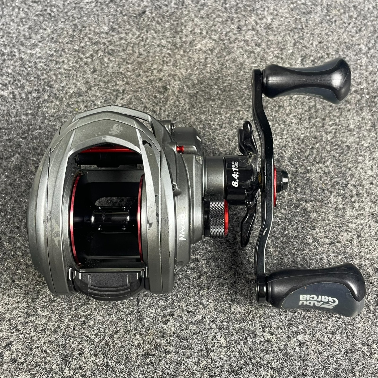 Abu Garcia MAX4-LP-40 6.4:1 Low Profile Baitcast Reel Right Hand MAX40