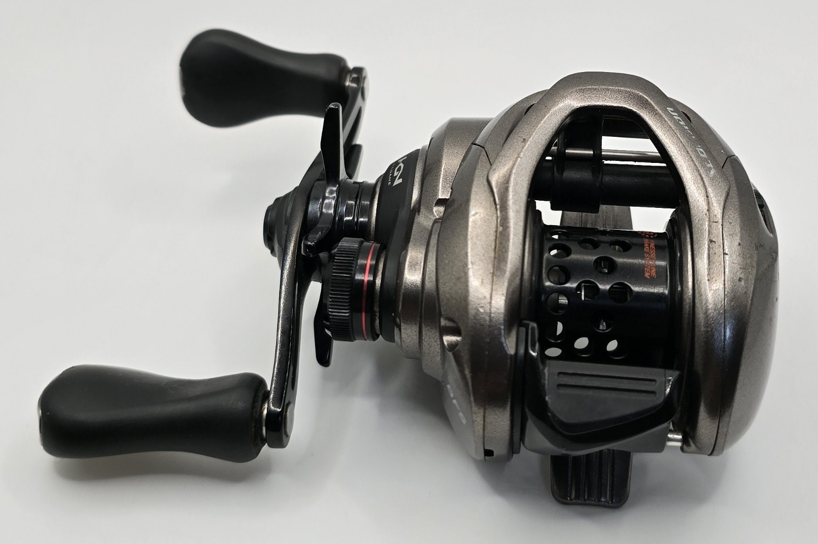 Shimano 17 Scorpion BFS Left Baitcast Reel JDM Bass Finesse Fishing Works Great
