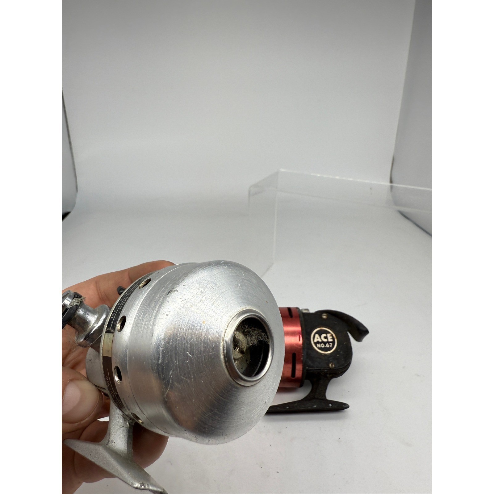 Lot of 2 Vtg Daiwa Silvercast 212RL & ACE No 67 Spincast Fishing Reel