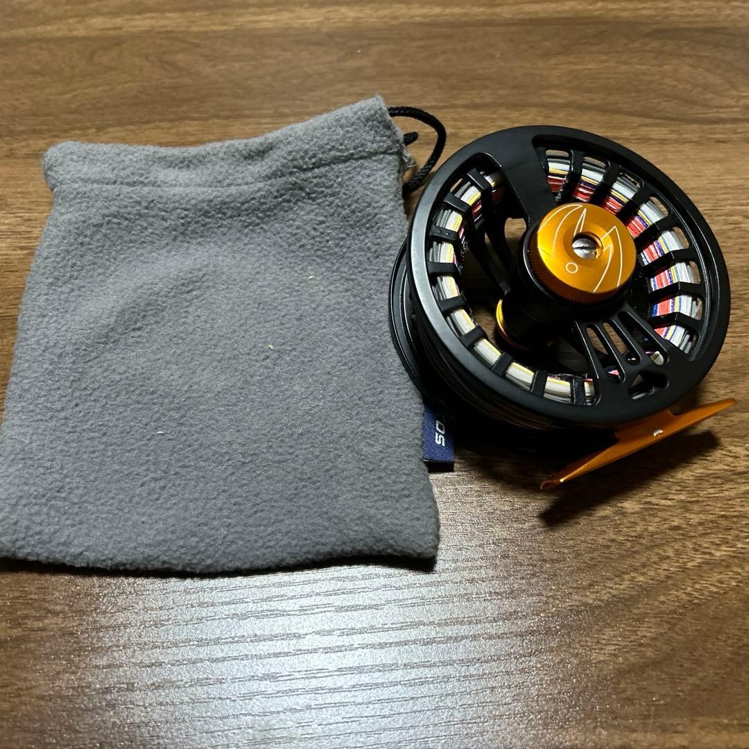 M MAXIMUMCATCH Maxcatch Tail Fly Reel