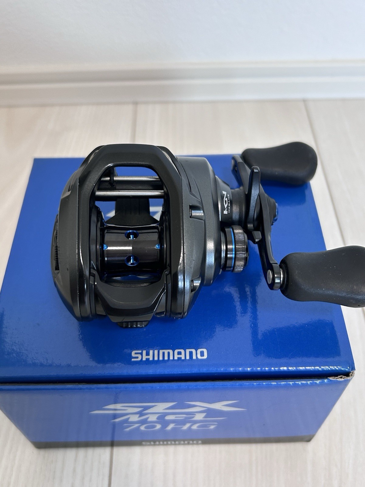 Shimano SLX MGL 70HG Right Hand Reels From Japan