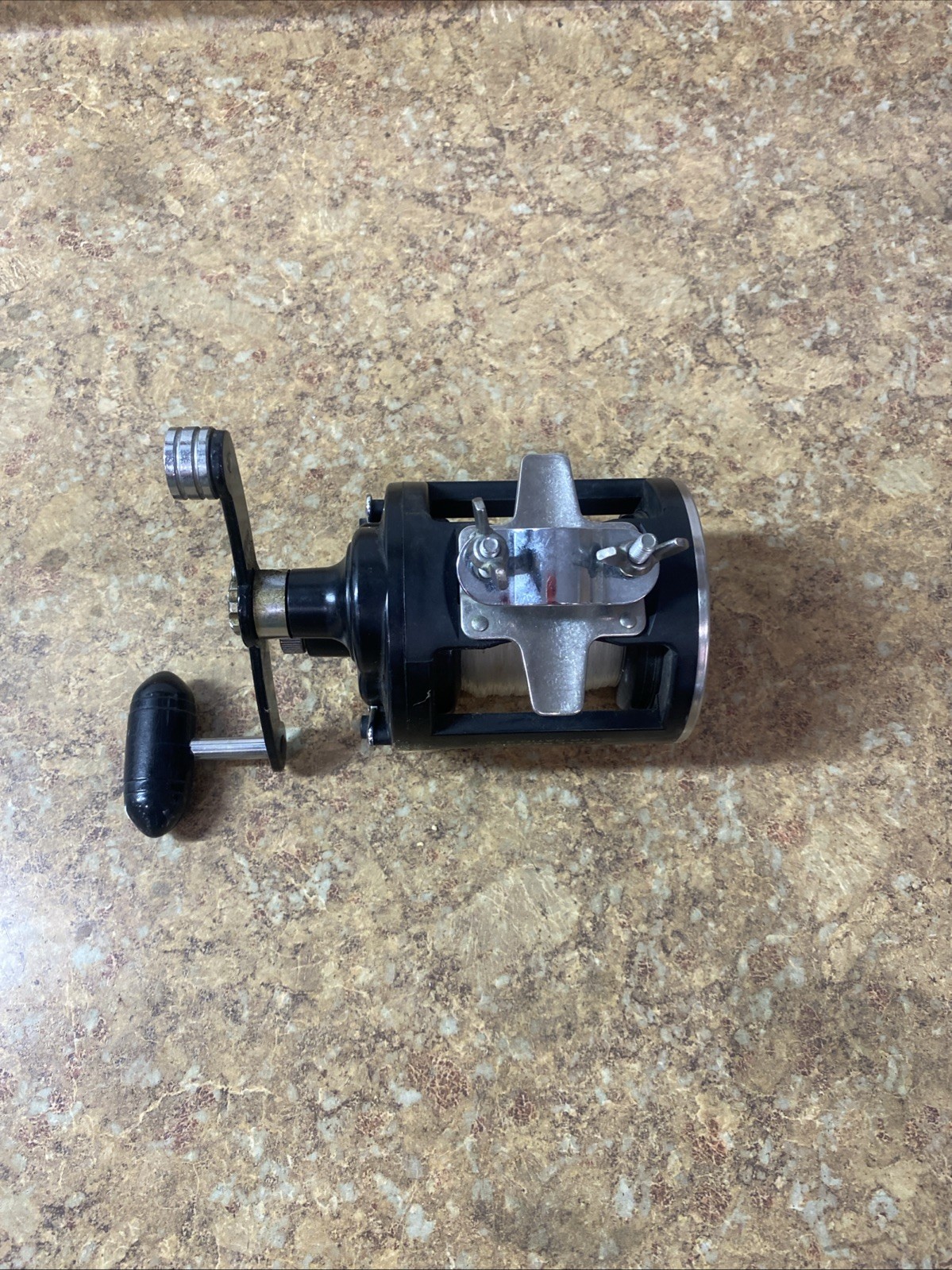 VTG Penn 25GLS Graphite Lever Senator Conventional Fishing Reel