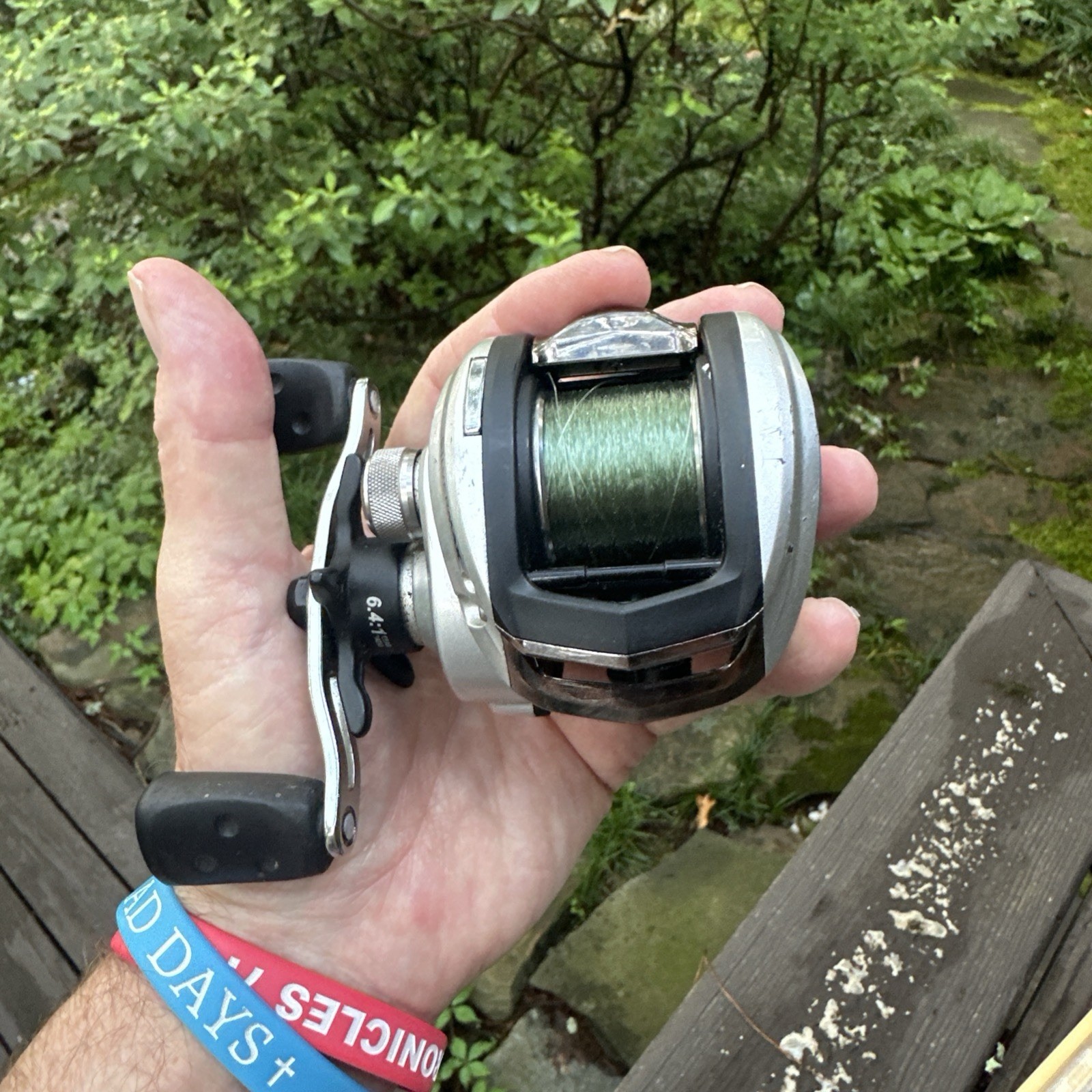 Abu Garcia Silver Max SMAX3 6-Bearing Low Profile Baitcasting Reel – Right Hand
