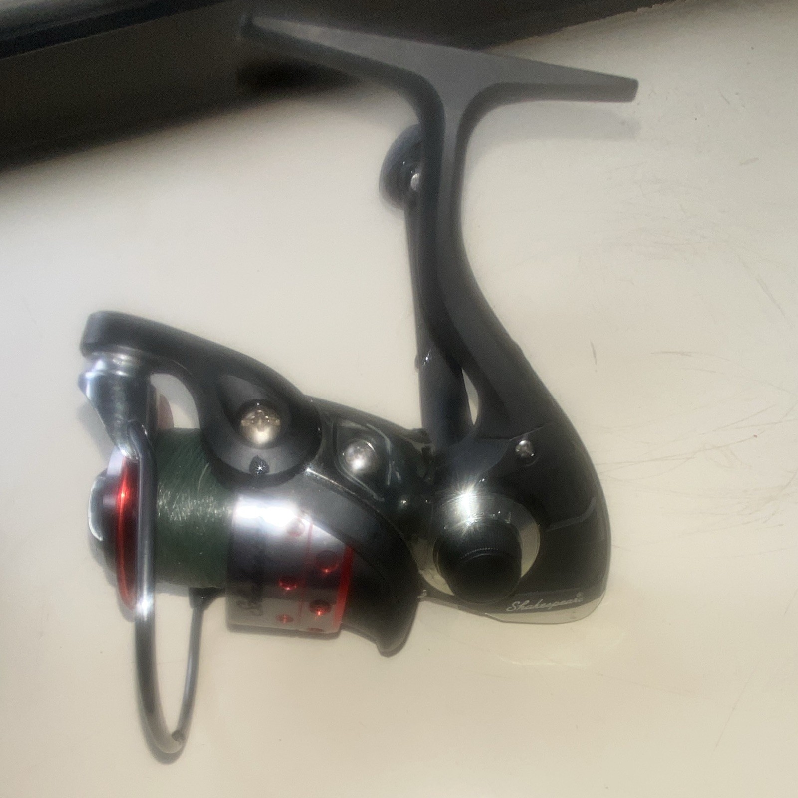 Shakespeare 2500 Spinning Reel 10BB 5.2:1 Left Retrieve Balanced Rotor Line